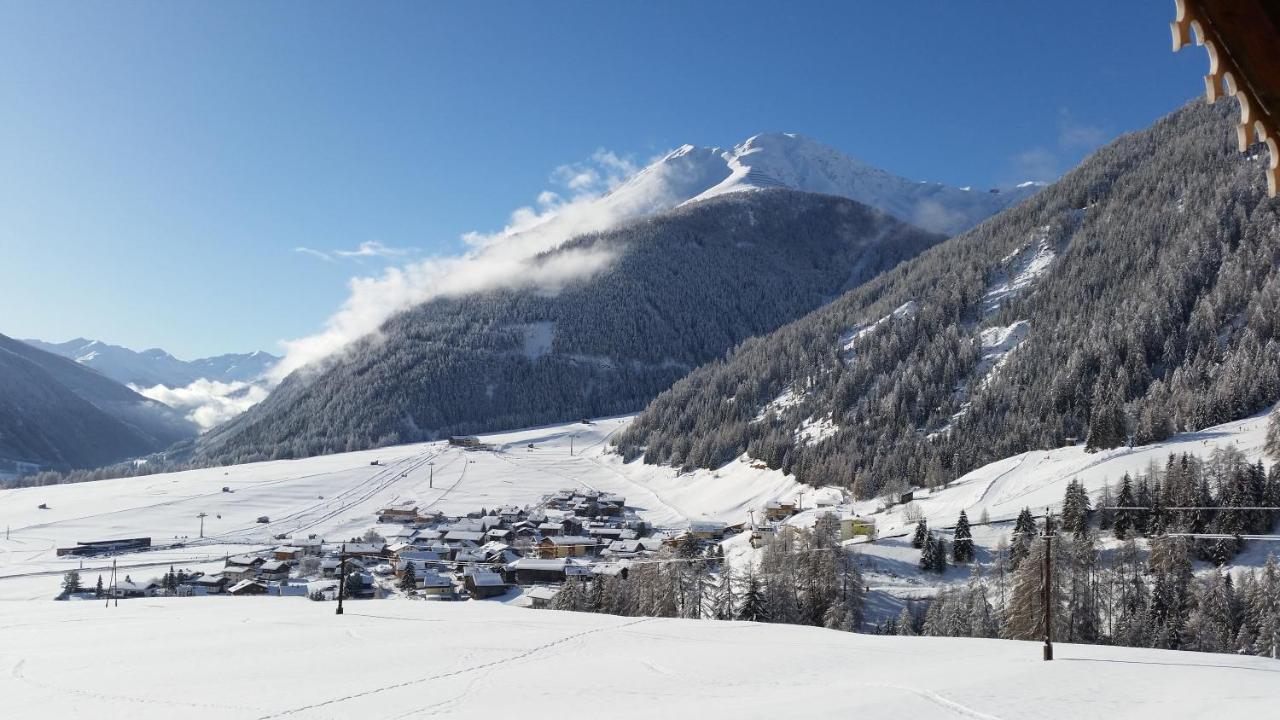 Appartement Haus Ursula à Kals-am Großglockner Extérieur photo