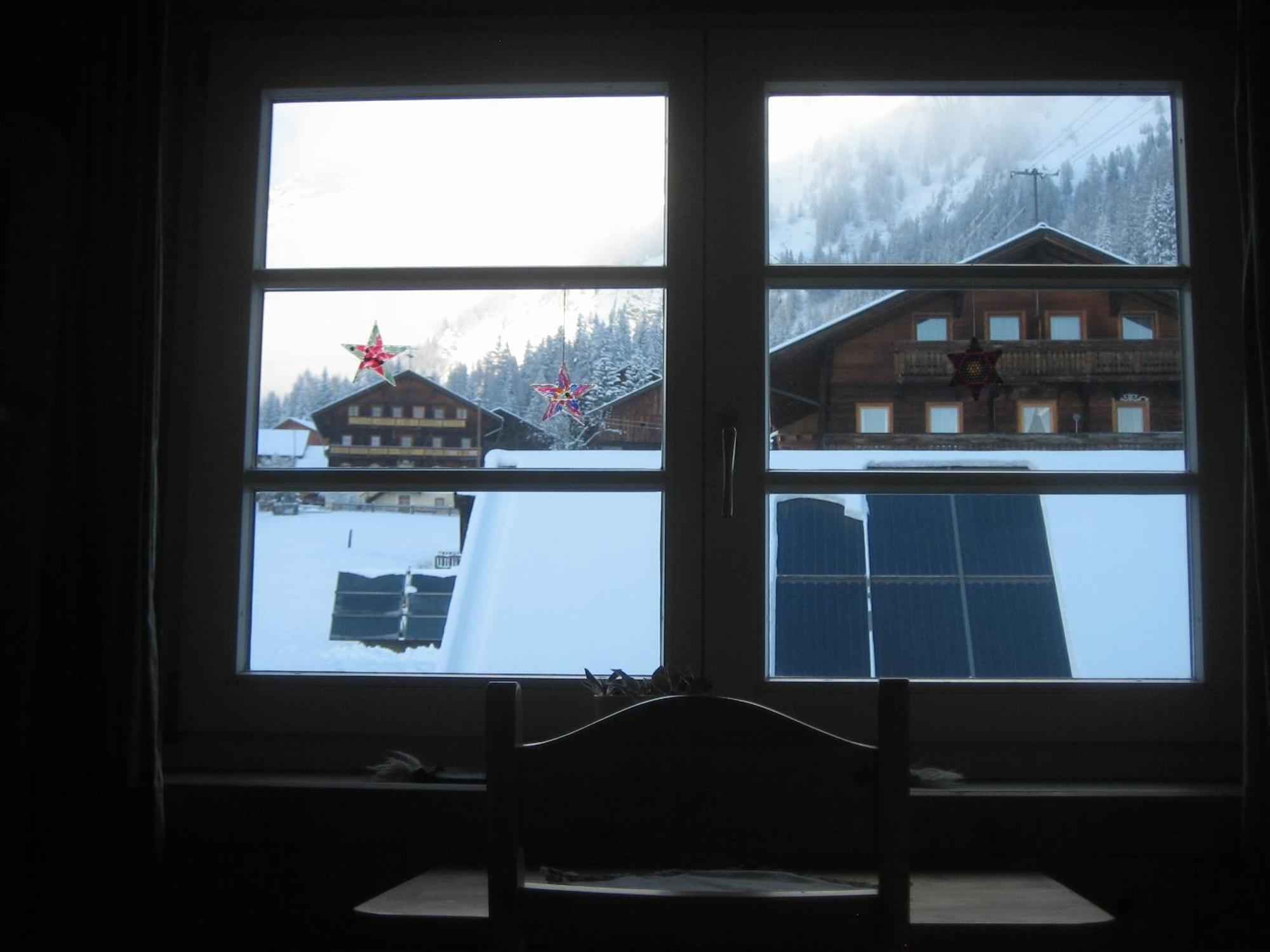 Appartement Haus Ursula à Kals-am Großglockner Extérieur photo