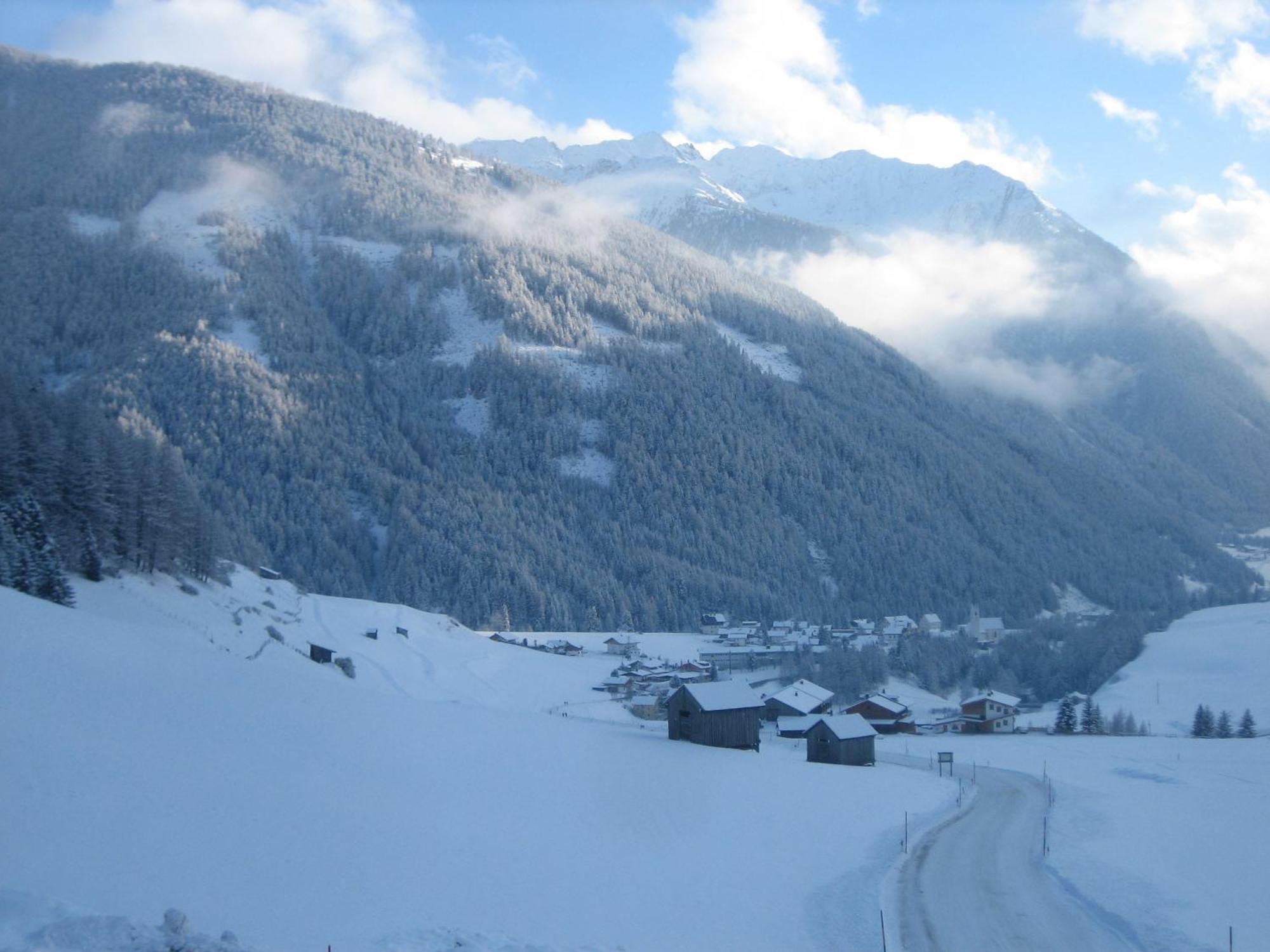 Appartement Haus Ursula à Kals-am Großglockner Extérieur photo