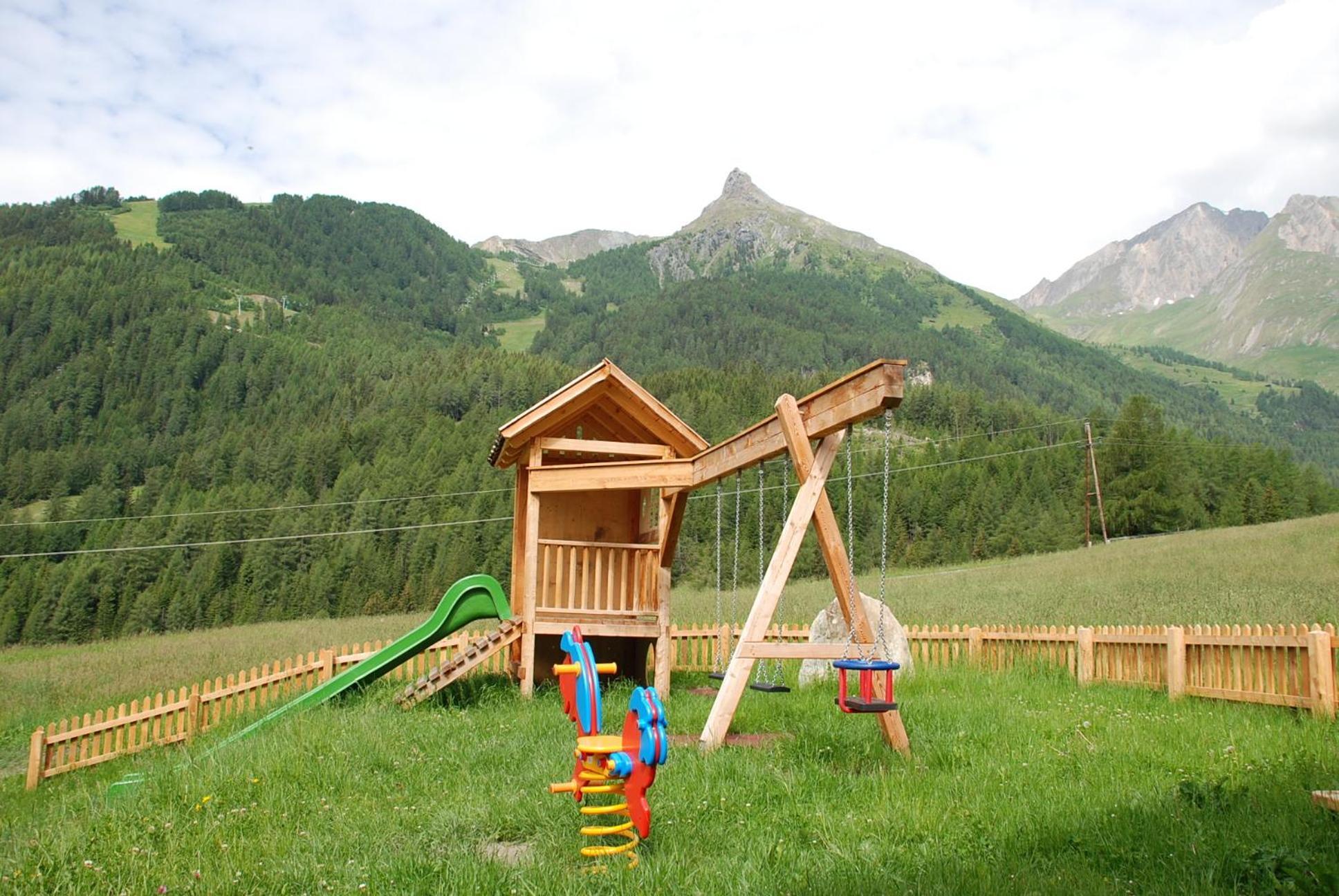Appartement Haus Ursula à Kals-am Großglockner Extérieur photo