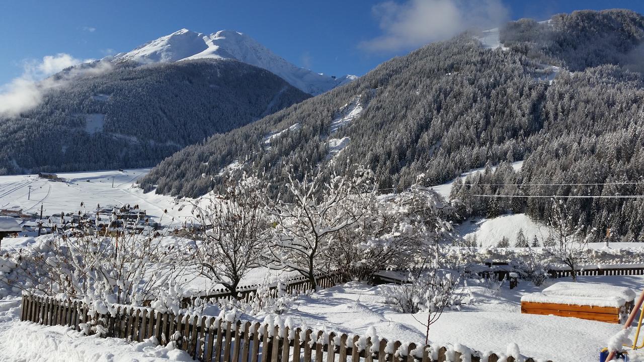 Appartement Haus Ursula à Kals-am Großglockner Extérieur photo