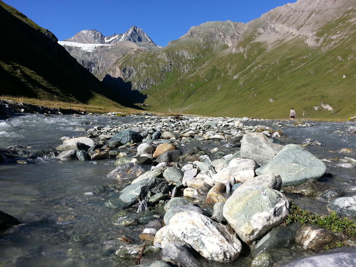 Appartement Haus Ursula à Kals-am Großglockner Extérieur photo